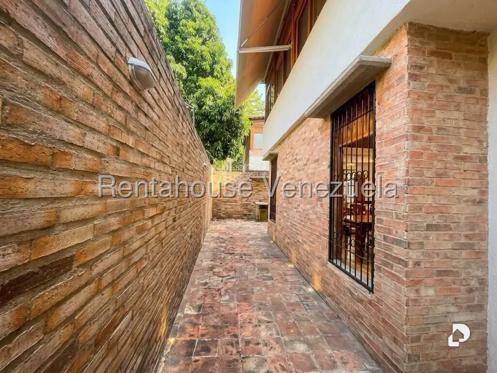 Casa en La Floresta, Caracas – 18