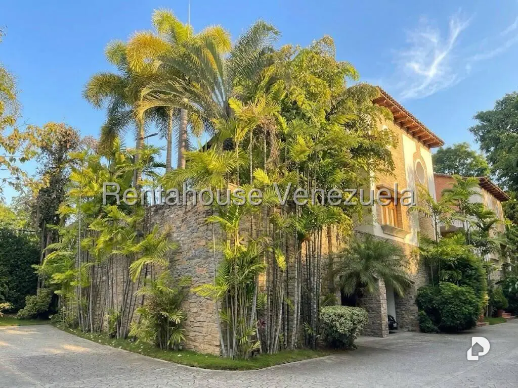 Casa en La Floresta, Caracas – 24