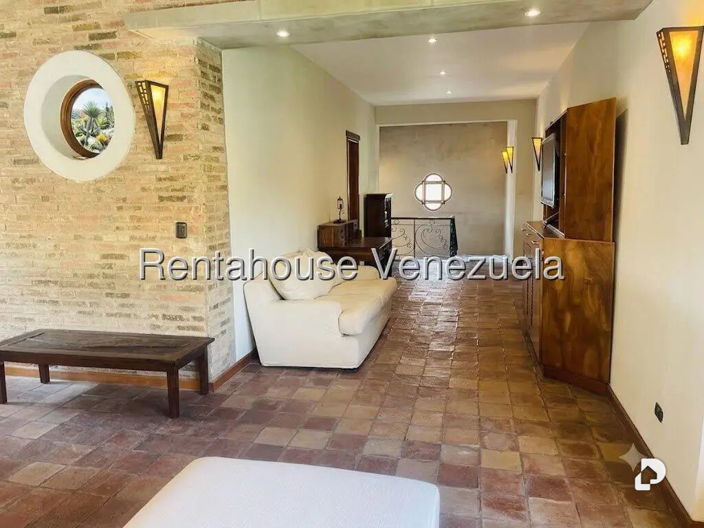 Casa en La Floresta, Caracas – 14