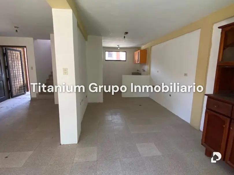 Townhouse en Naguanagua – 3