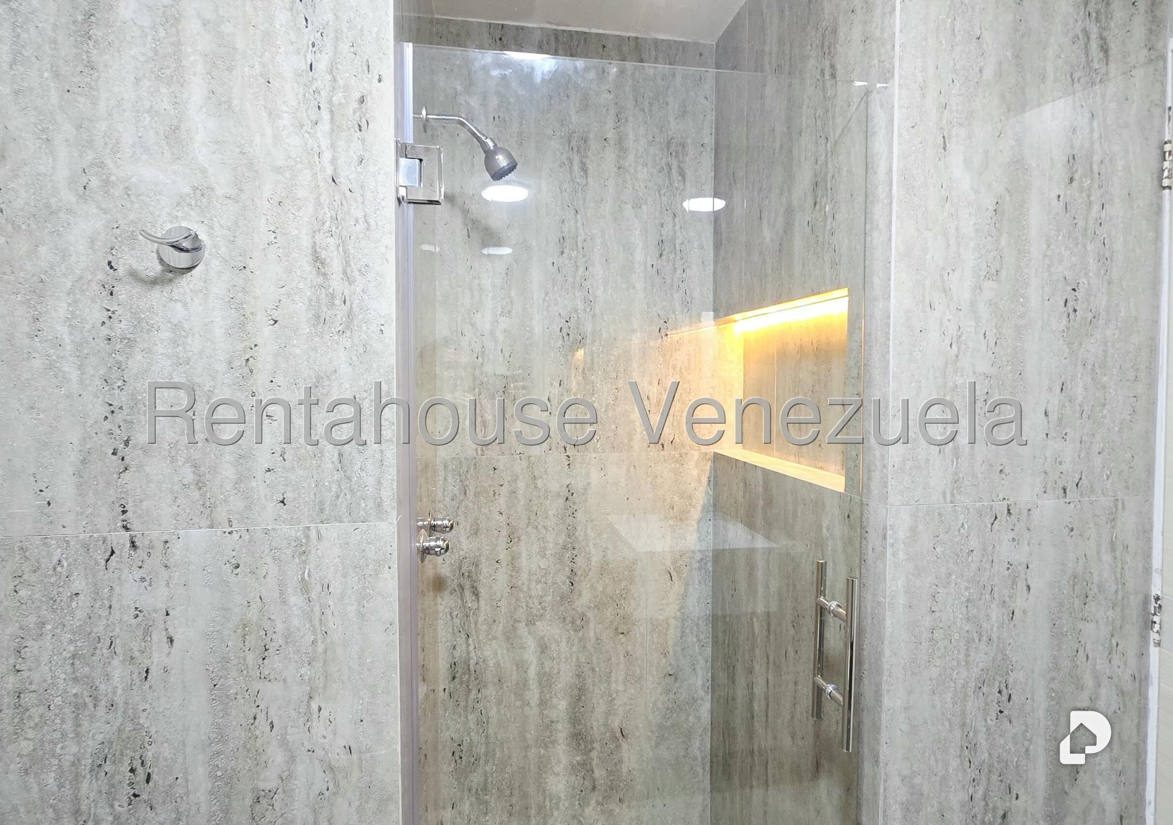Apartamento en Santa Fe Norte, Caracas – 24