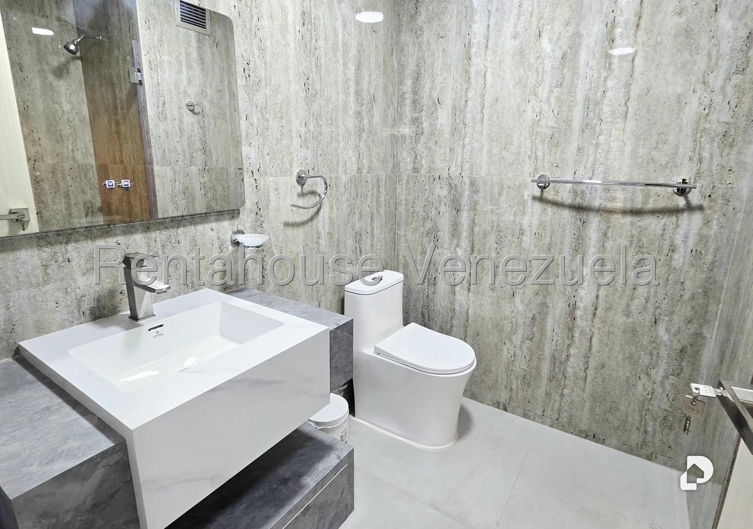 Apartamento en Santa Fe Norte, Caracas – 23