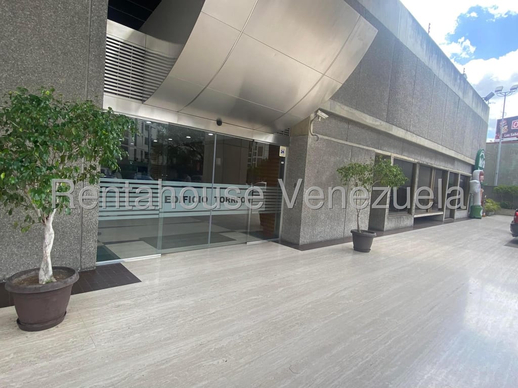 Oficina en Las Mercedes, Caracas - 1