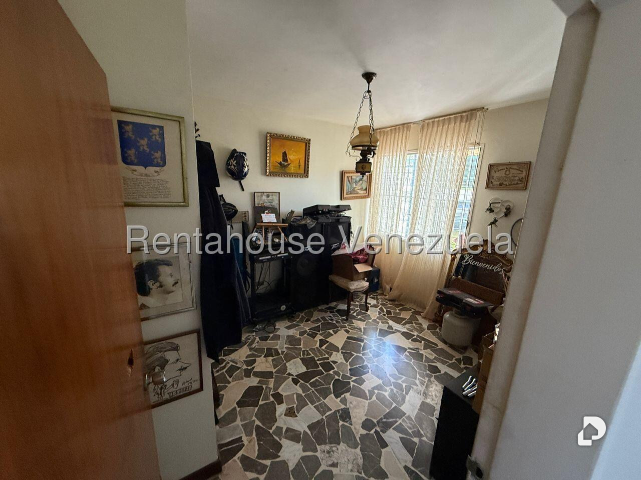Casa en Cumbres de Curumo, Caracas – 7