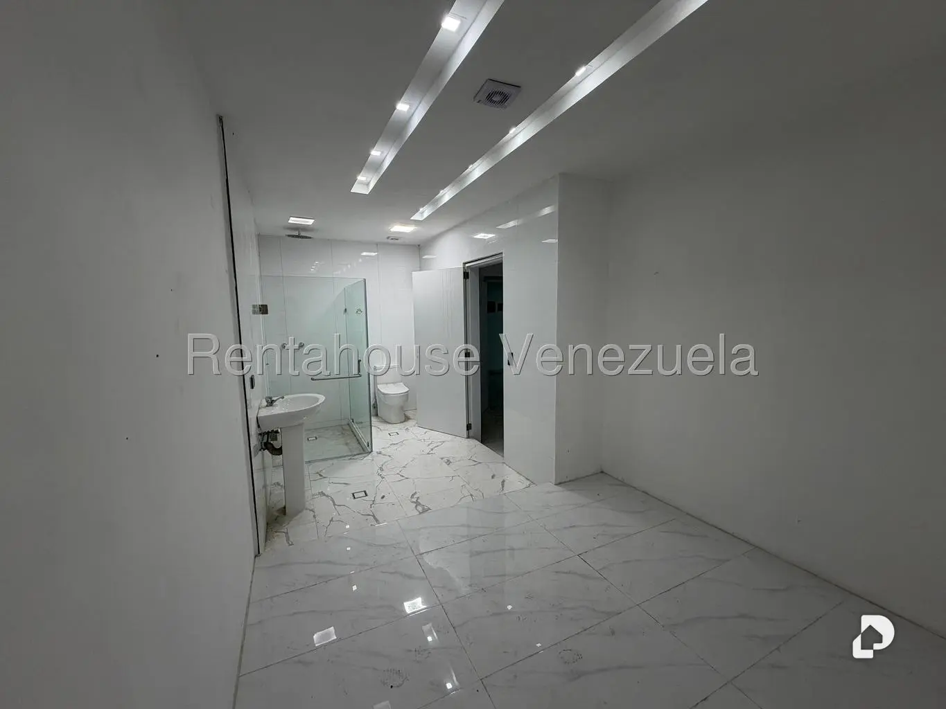 Casa en Oripoto, Caracas – 12