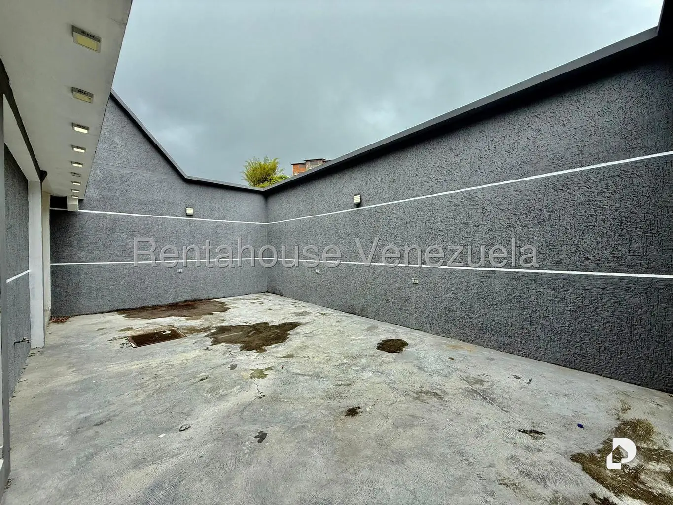 Casa en Oripoto, Caracas – 19
