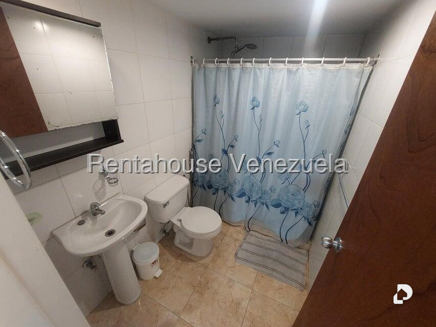 Apartamento en San Bernardino, Caracas – 13