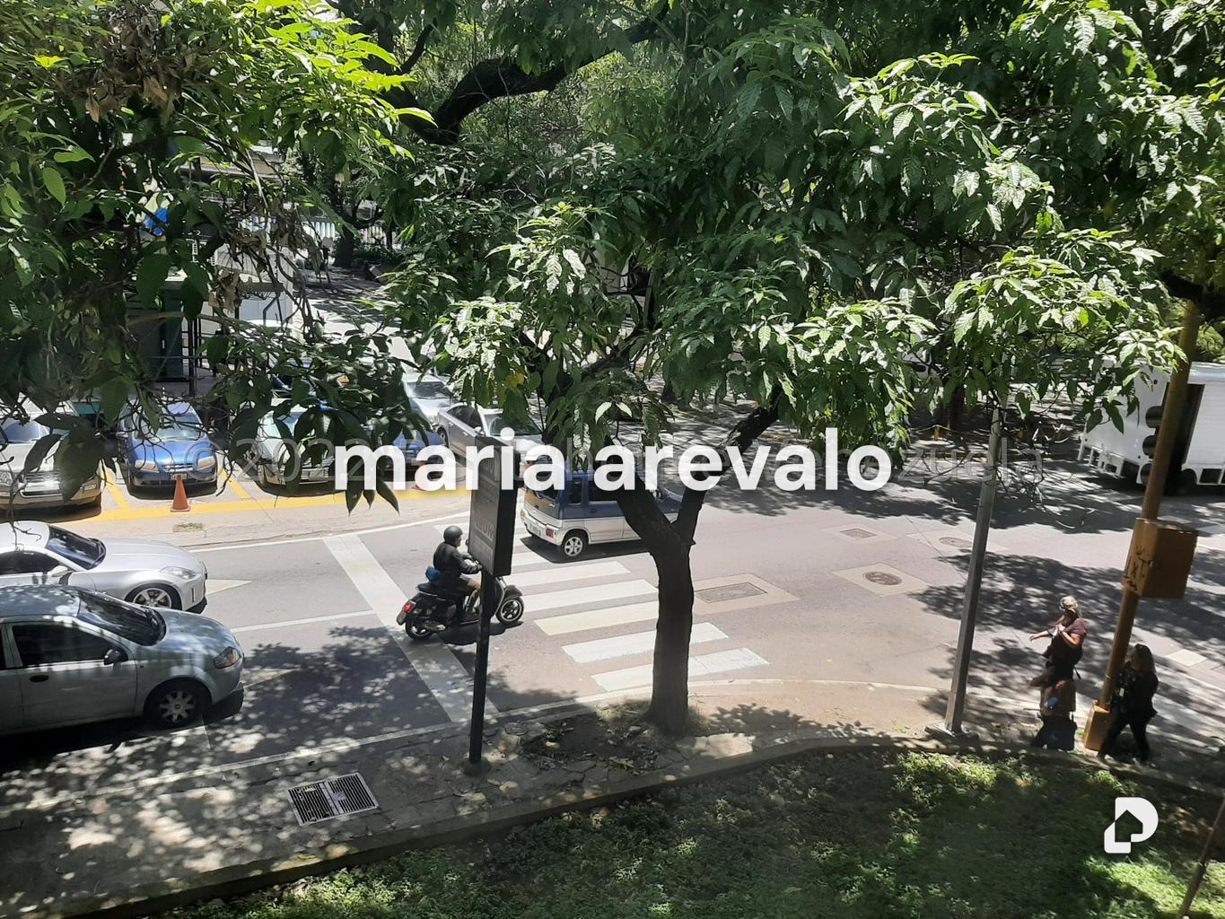 Oficina en Las Mercedes, Caracas – 17
