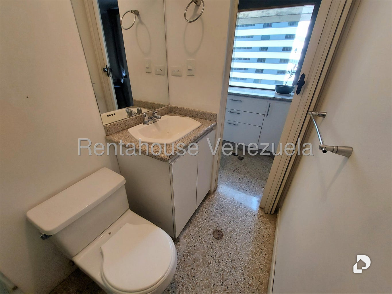 Apartamento en Altamira, Caracas – 20
