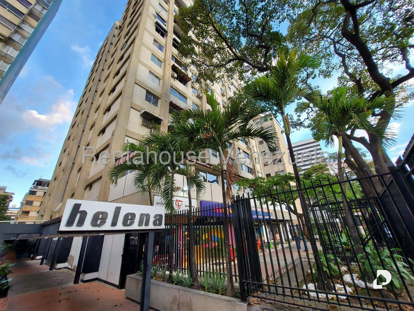 Apartamento en Altamira, Caracas – 1