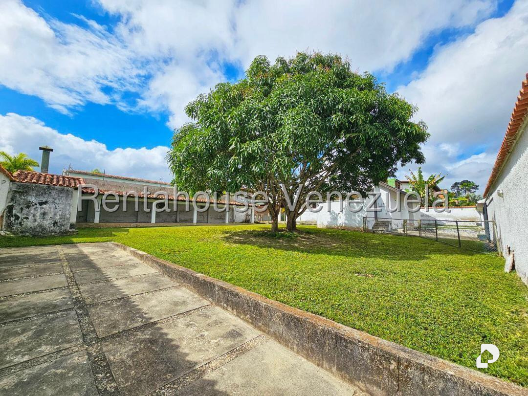 Casa en Lomas de La Lagunita, Caracas – 2
