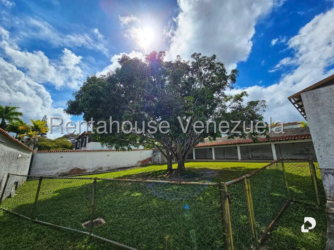 Casa en Lomas de La Lagunita, Caracas – 4