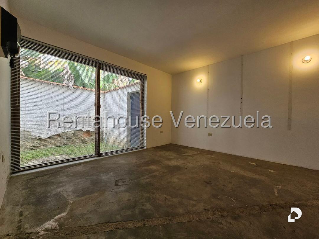 Casa en Lomas de La Lagunita, Caracas – 14