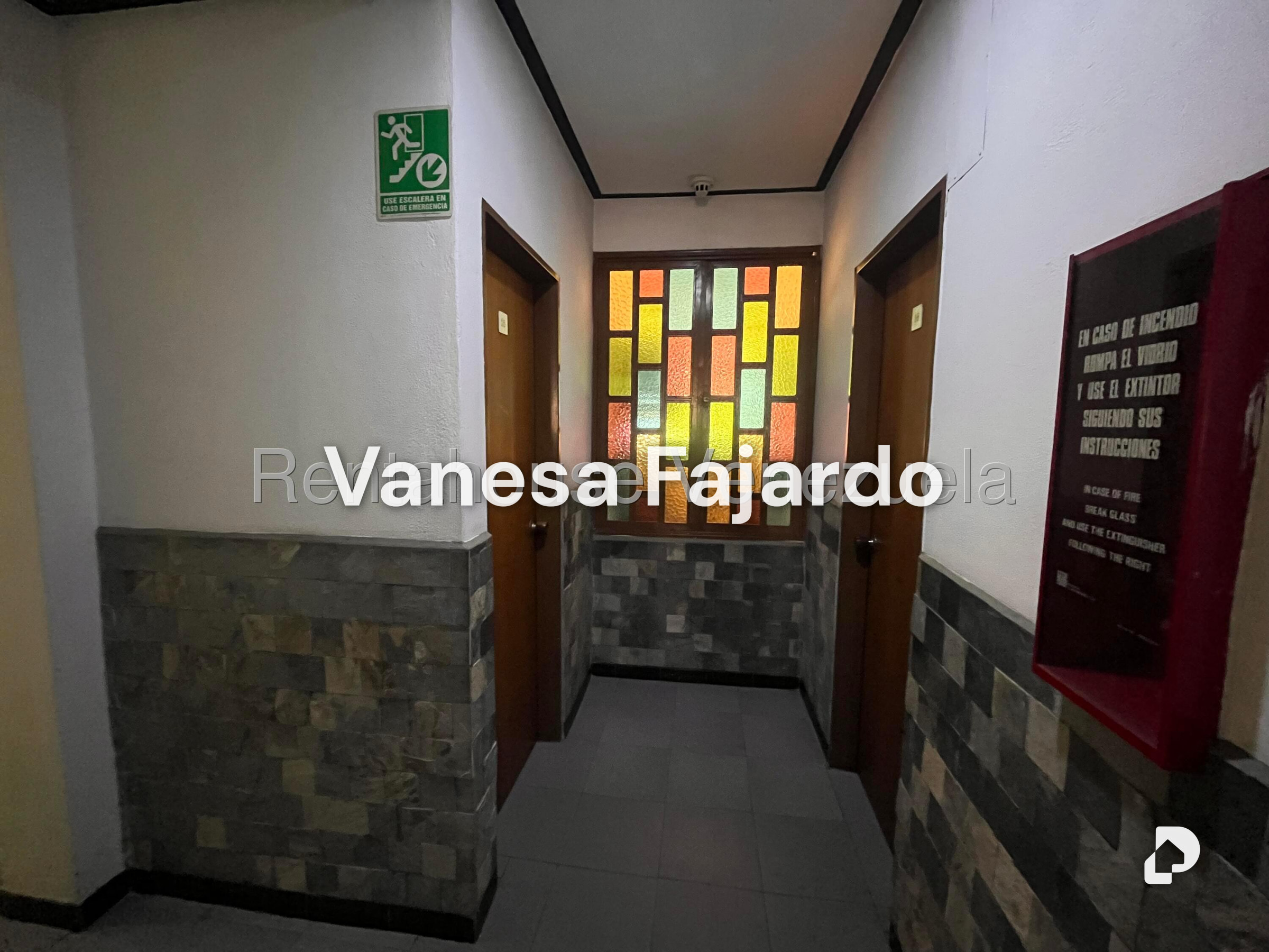 Building in Sabana Grande, Caracas – 24
