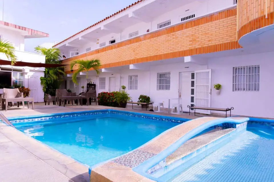 Edificio en Morrocoy, Parque Nacional Morrocoy - 1