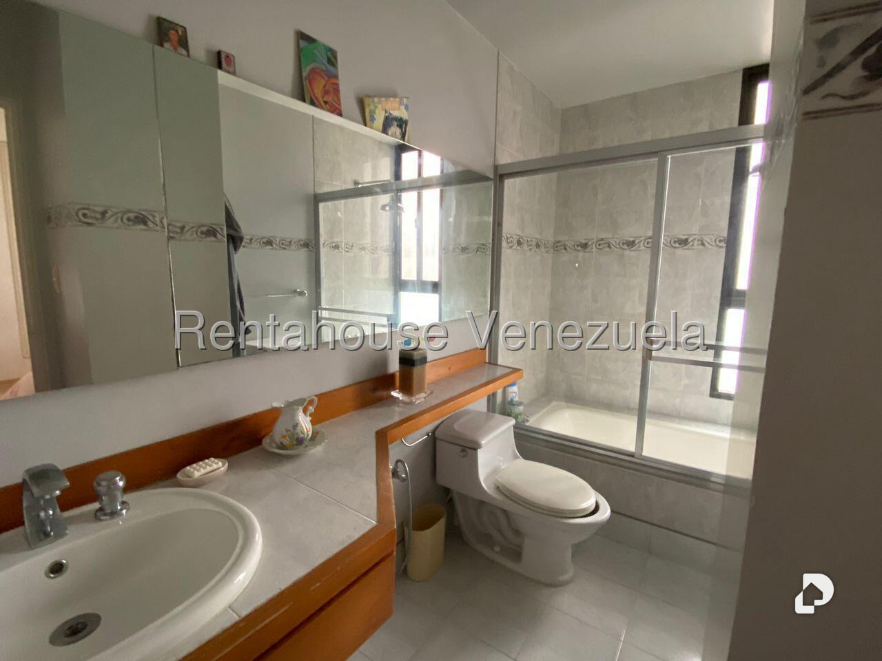 Apartamento en Las Mercedes, Caracas – 19