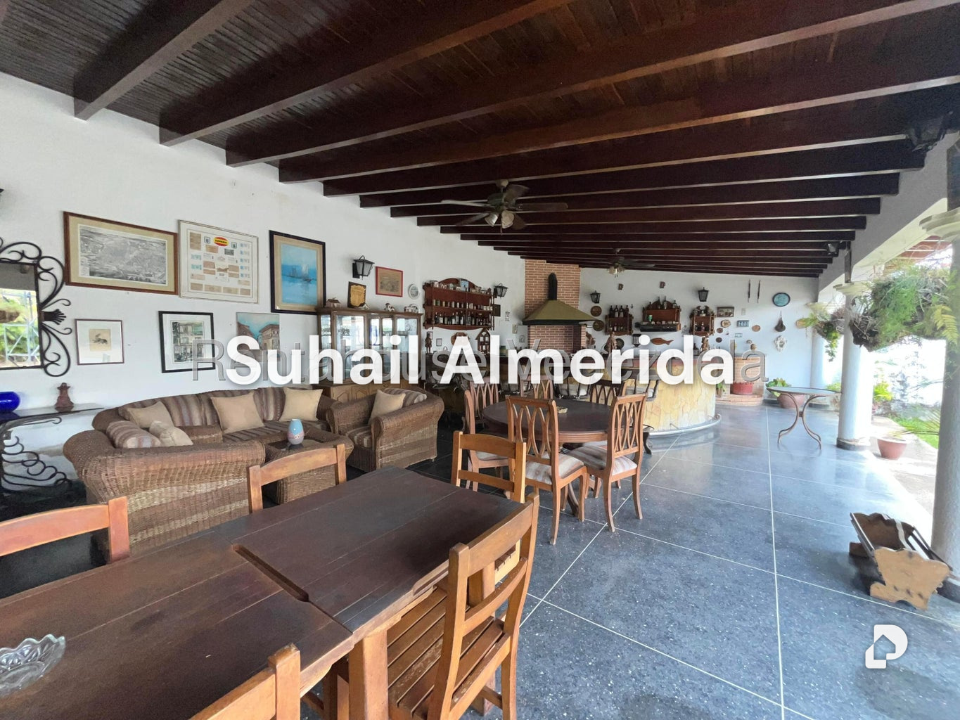 Casa en Valles de Camoruco, Valencia