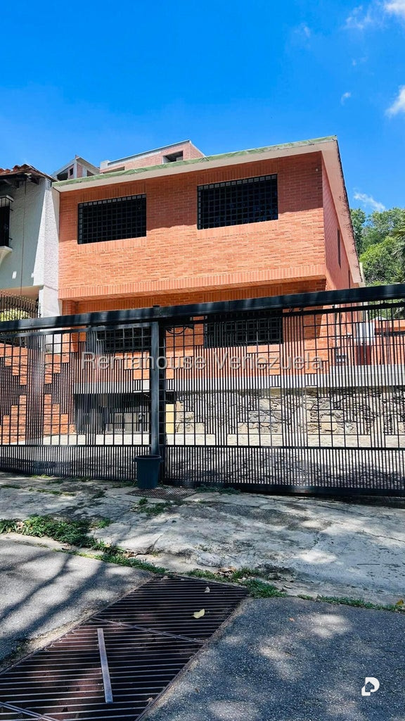 Casa en Lomas de Chuao, Caracas