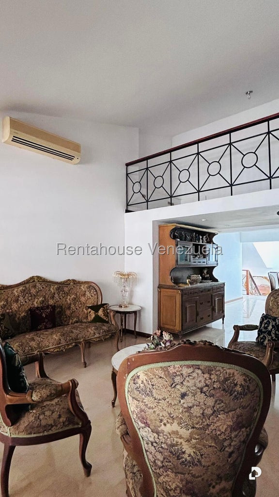 Casa en Lomas de Chuao, Caracas