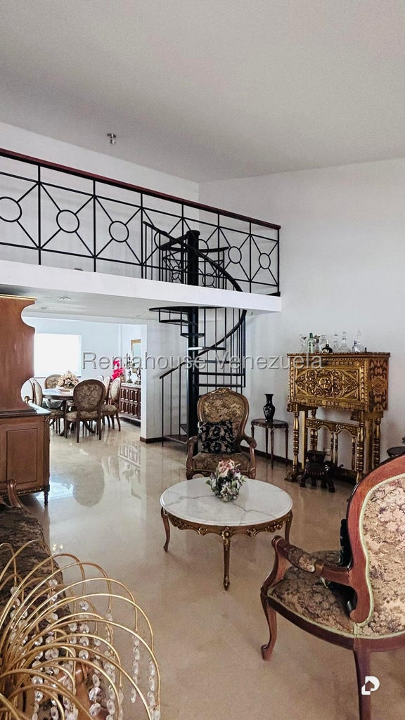 Casa en Lomas de Chuao, Caracas