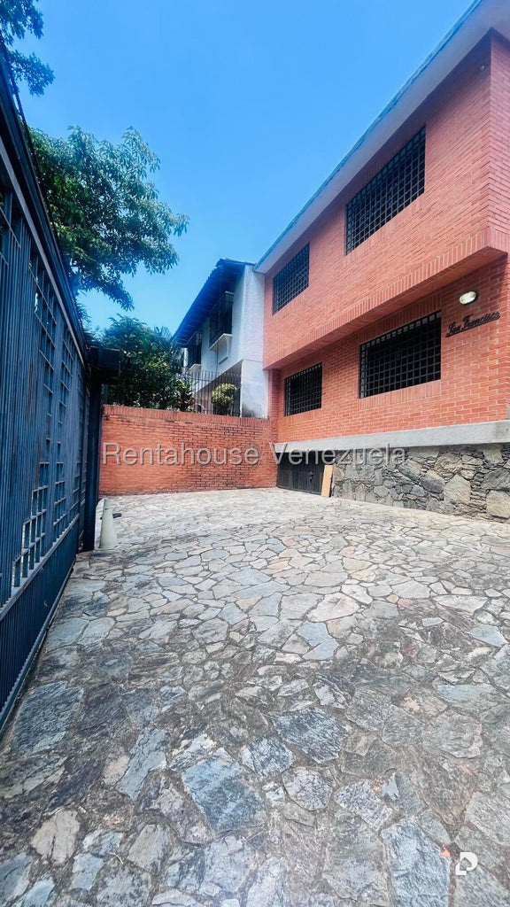 Casa en Lomas de Chuao, Caracas