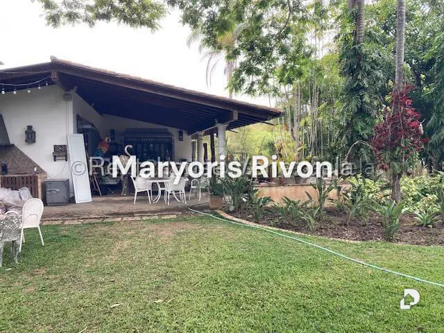 Casa en La Lagunita Country Club, Caracas – 2