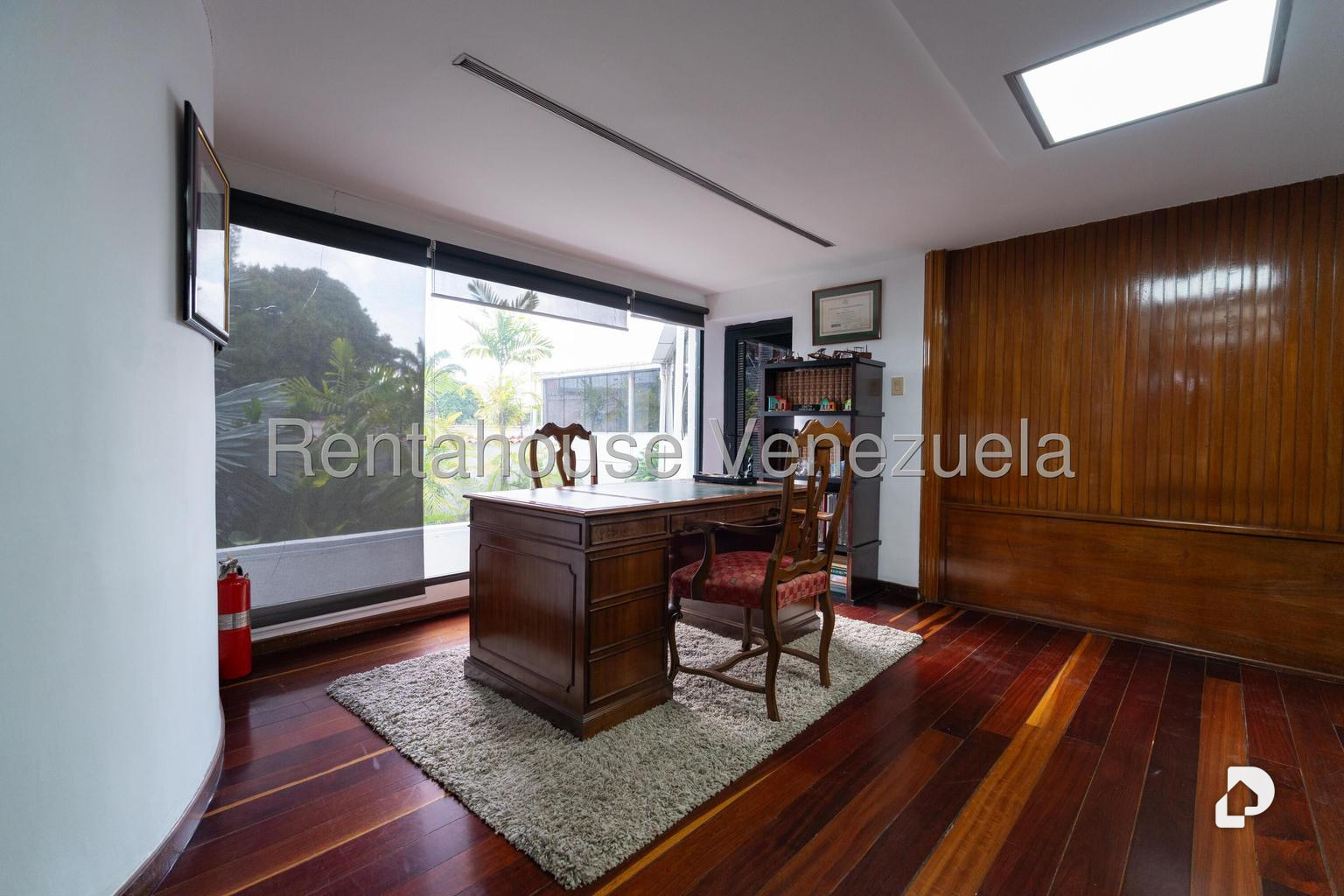 Casa en Altamira, Caracas – 13