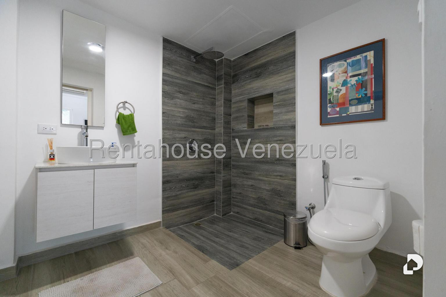 Casa en Altamira, Caracas – 21