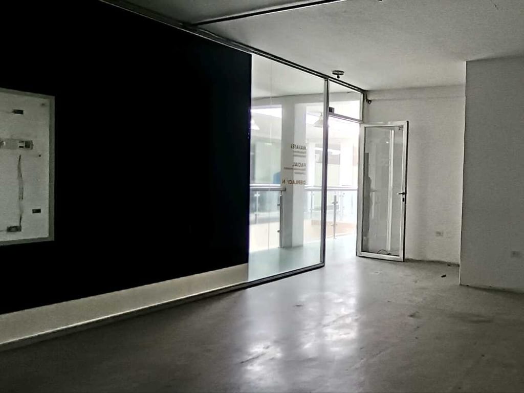 Local comercial en Catedral, Valencia - 1