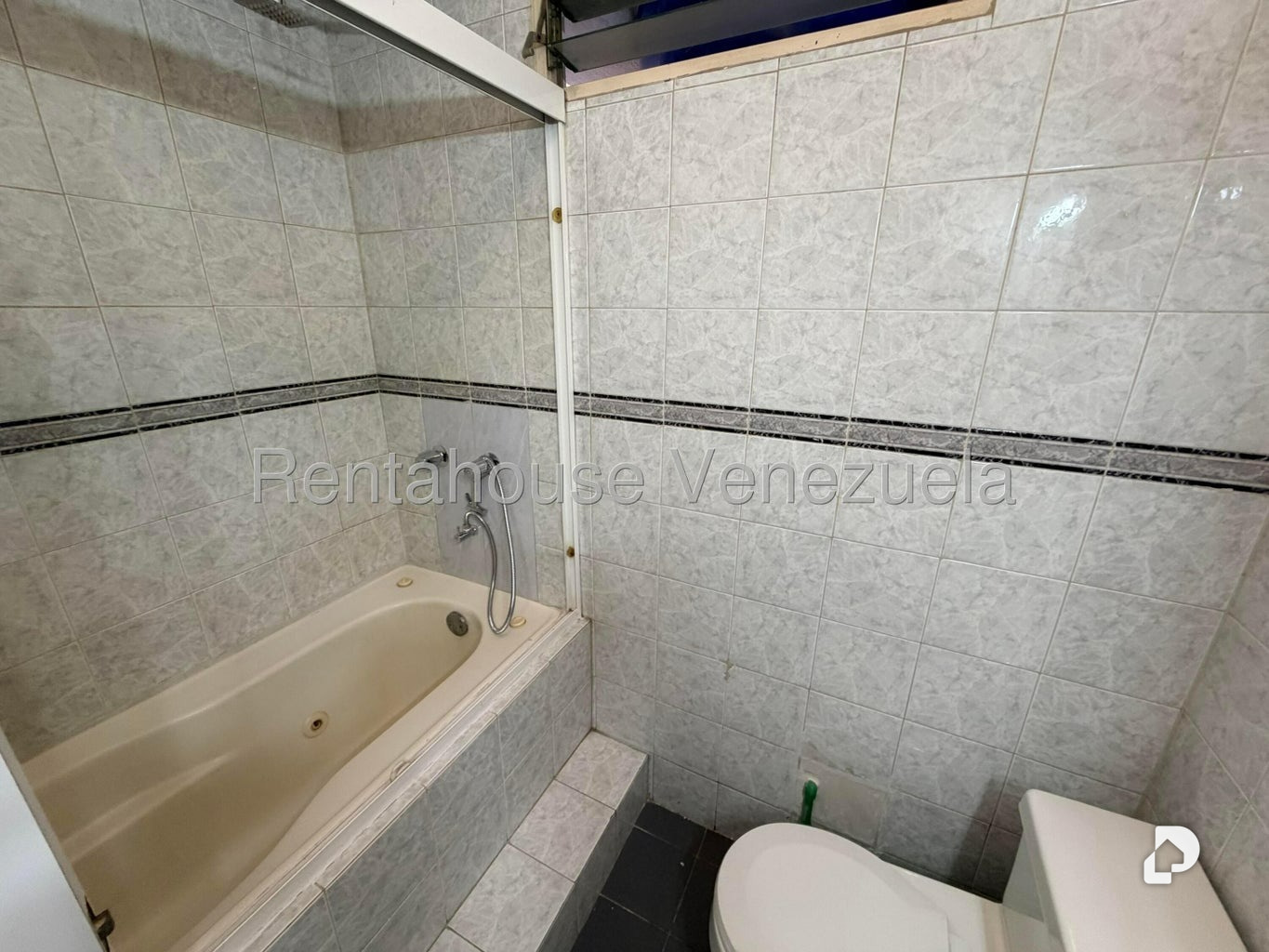 Apartamento en La Urbina, Caracas – 13