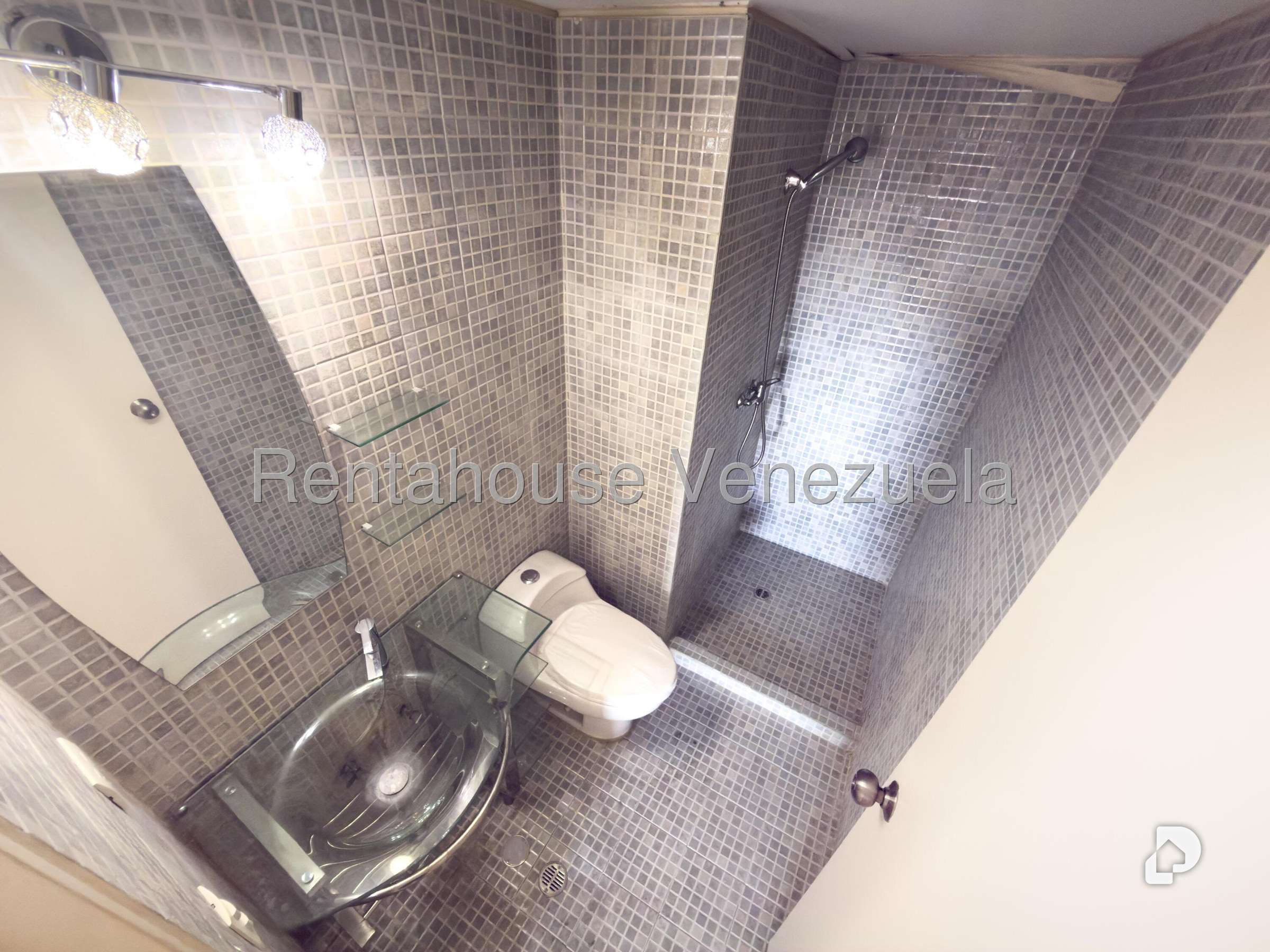 Apartamento en Los Dos Caminos, Caracas – 26
