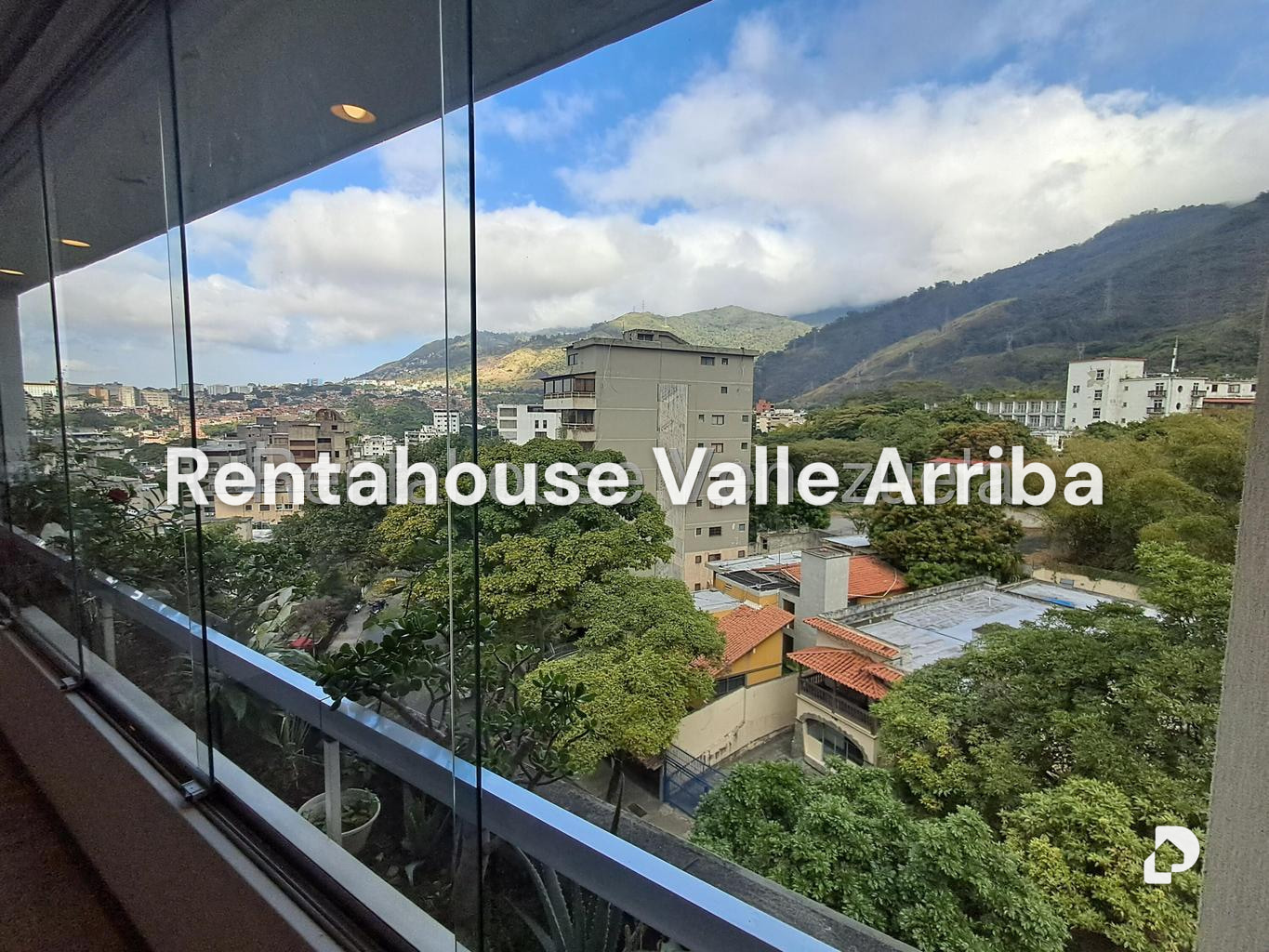 Apartamento en San Bernardino, Caracas – 11