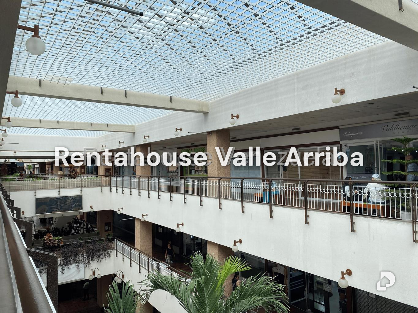 Local comercial en Prados del Este, Caracas – 16