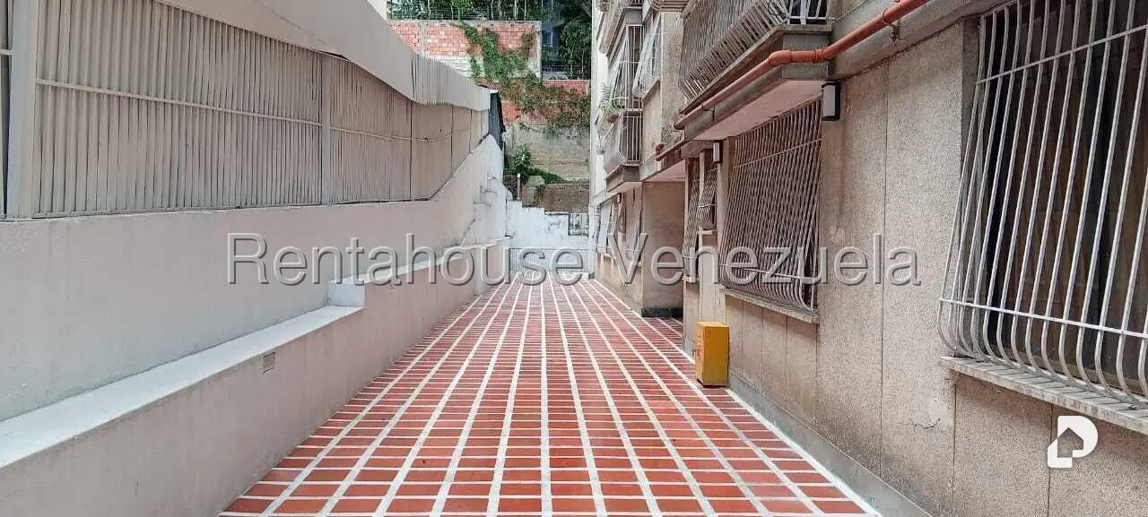 Apartamento en El Bosque, Caracas – 19