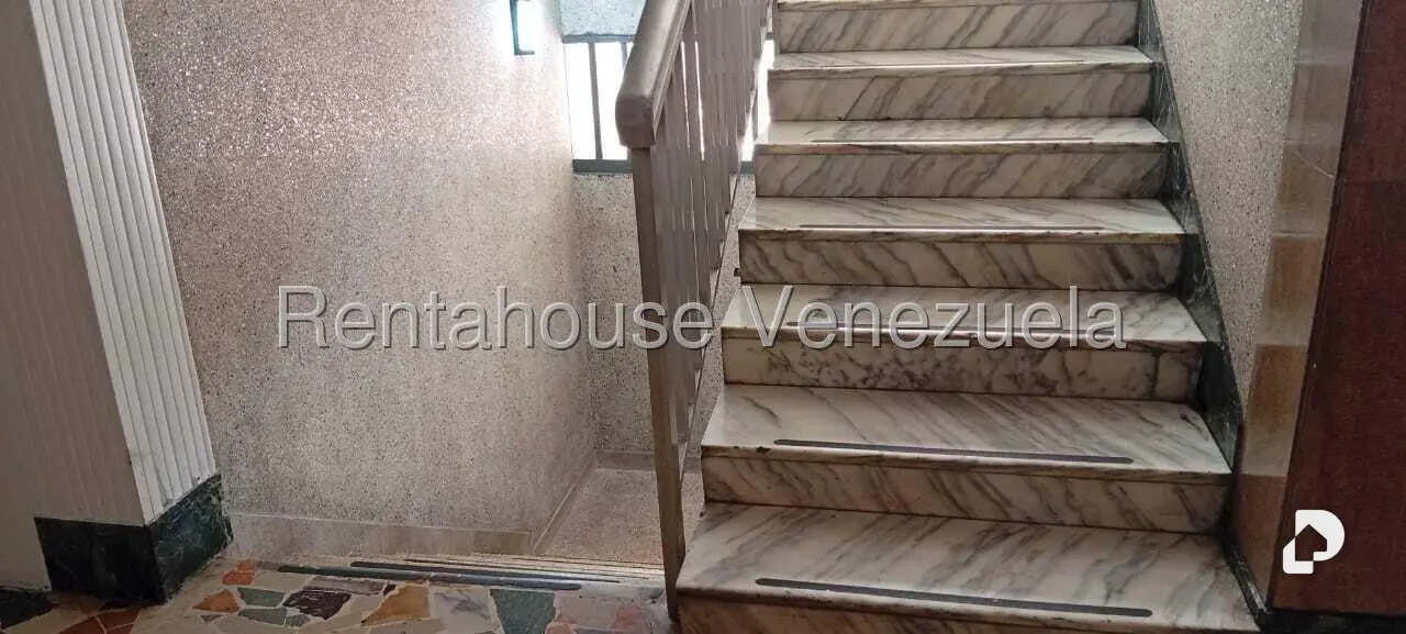 Apartamento en El Bosque, Caracas – 23