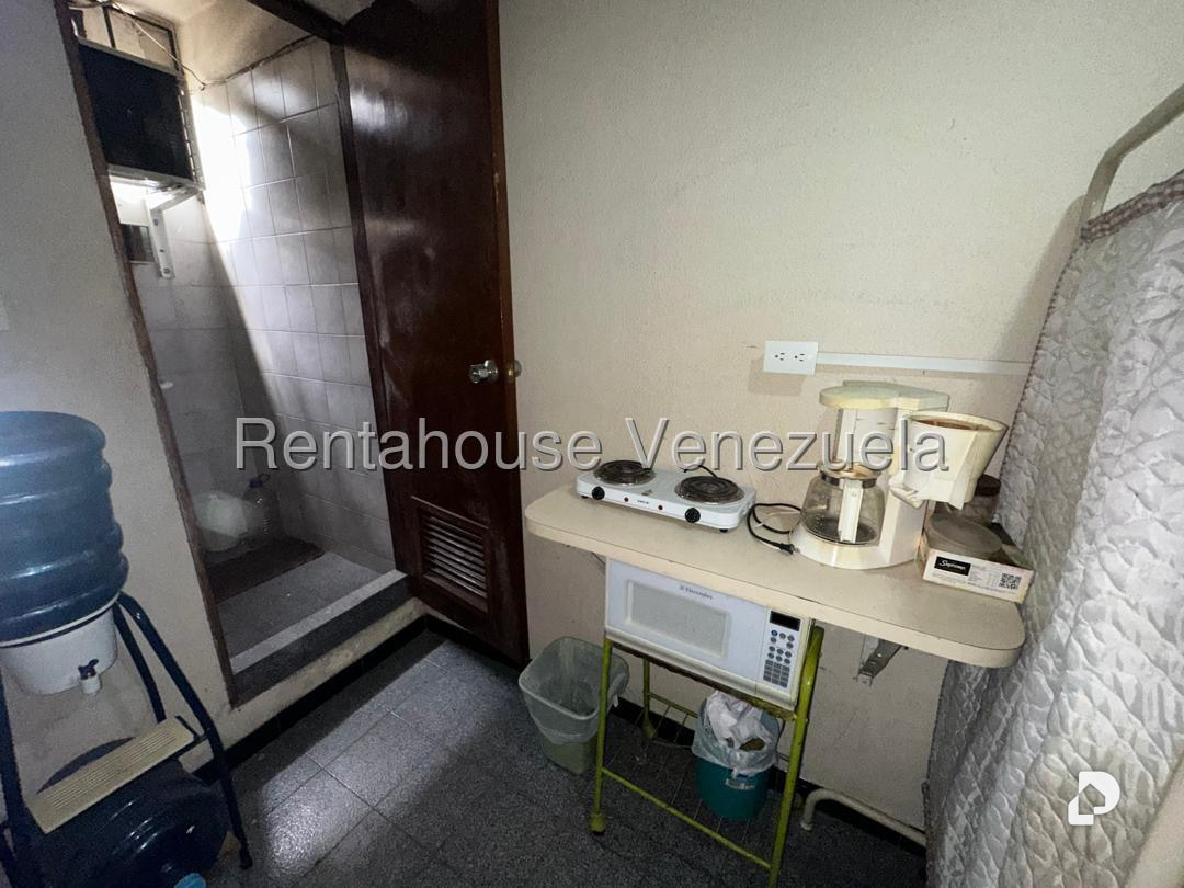 Local comercial en San Agustin del Norte, Caracas – 18