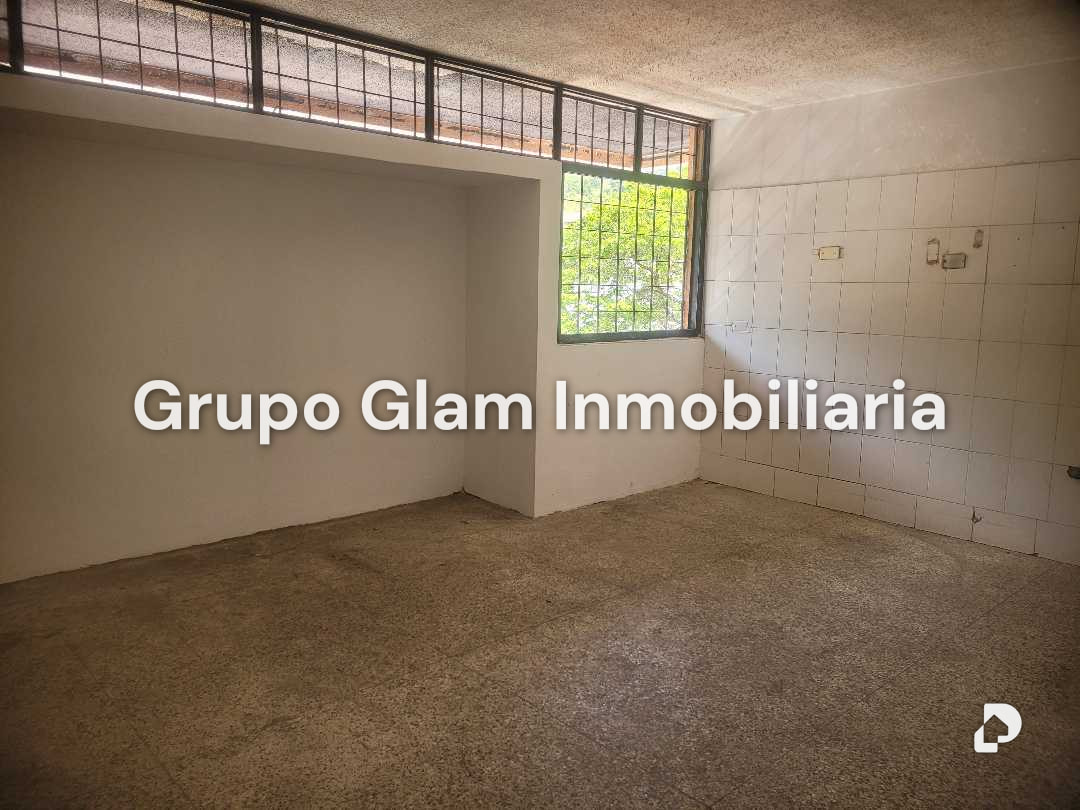 Local comercial en Chuao, Caracas – 10