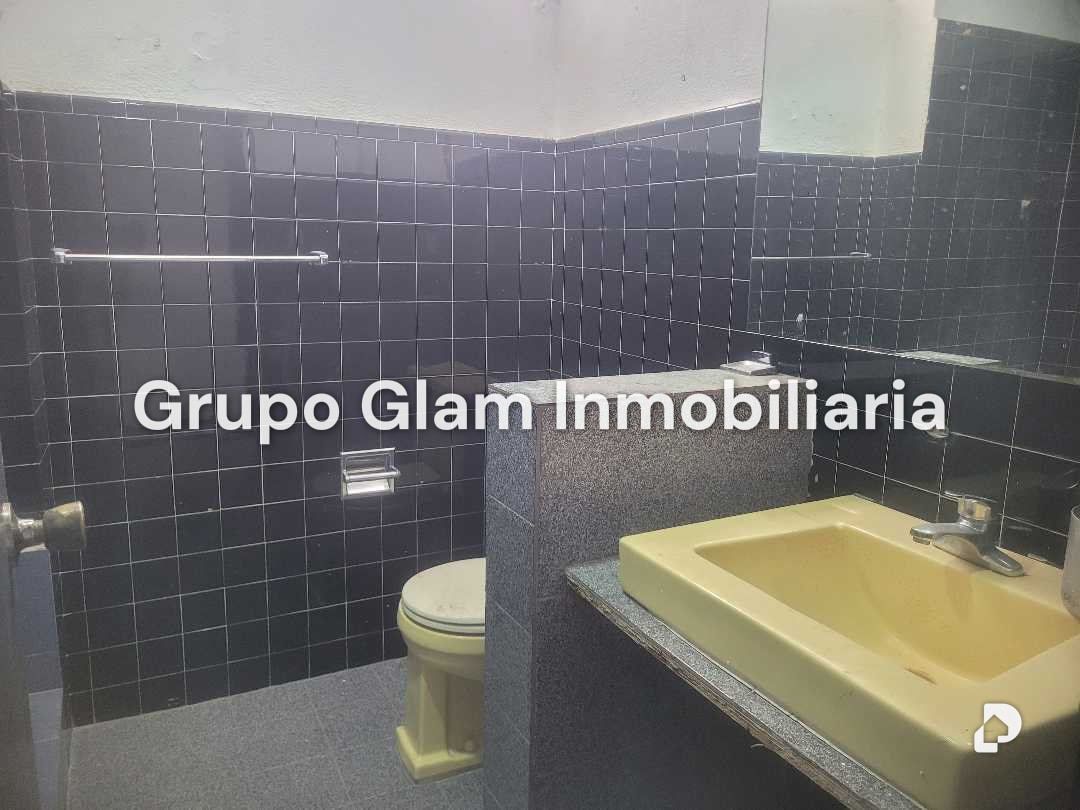 Local comercial en Chuao, Caracas – 8