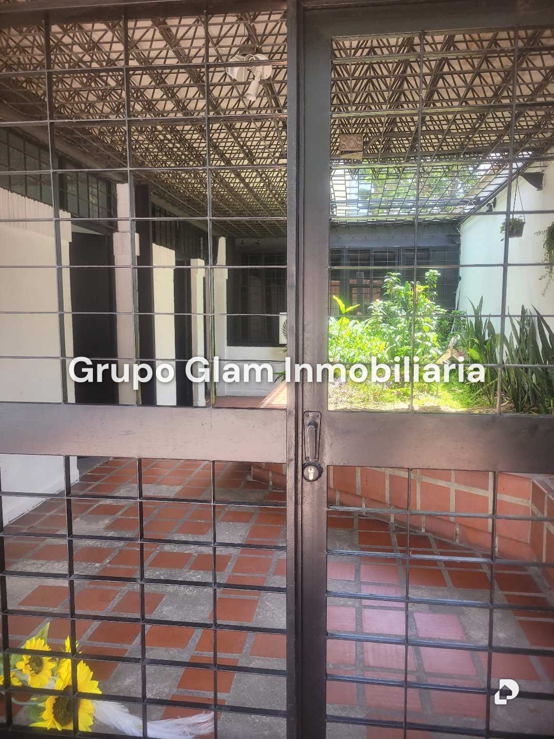 Local comercial en Chuao, Caracas – 3