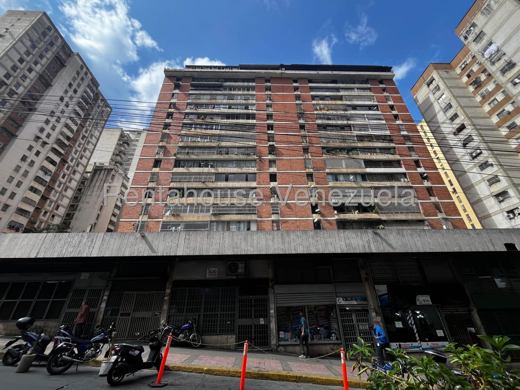 Apartamento en La Candelaria, Caracas - 1
