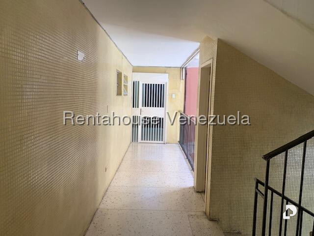 Apartamento en Los Palos Grandes, Caracas – 3