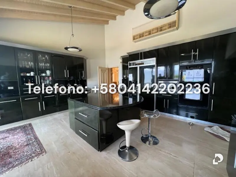 Casa en Alto Hatillo, Caracas – 20