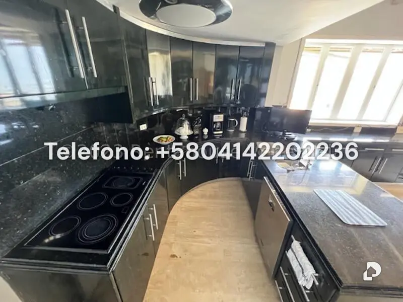 Casa en Alto Hatillo, Caracas – 23