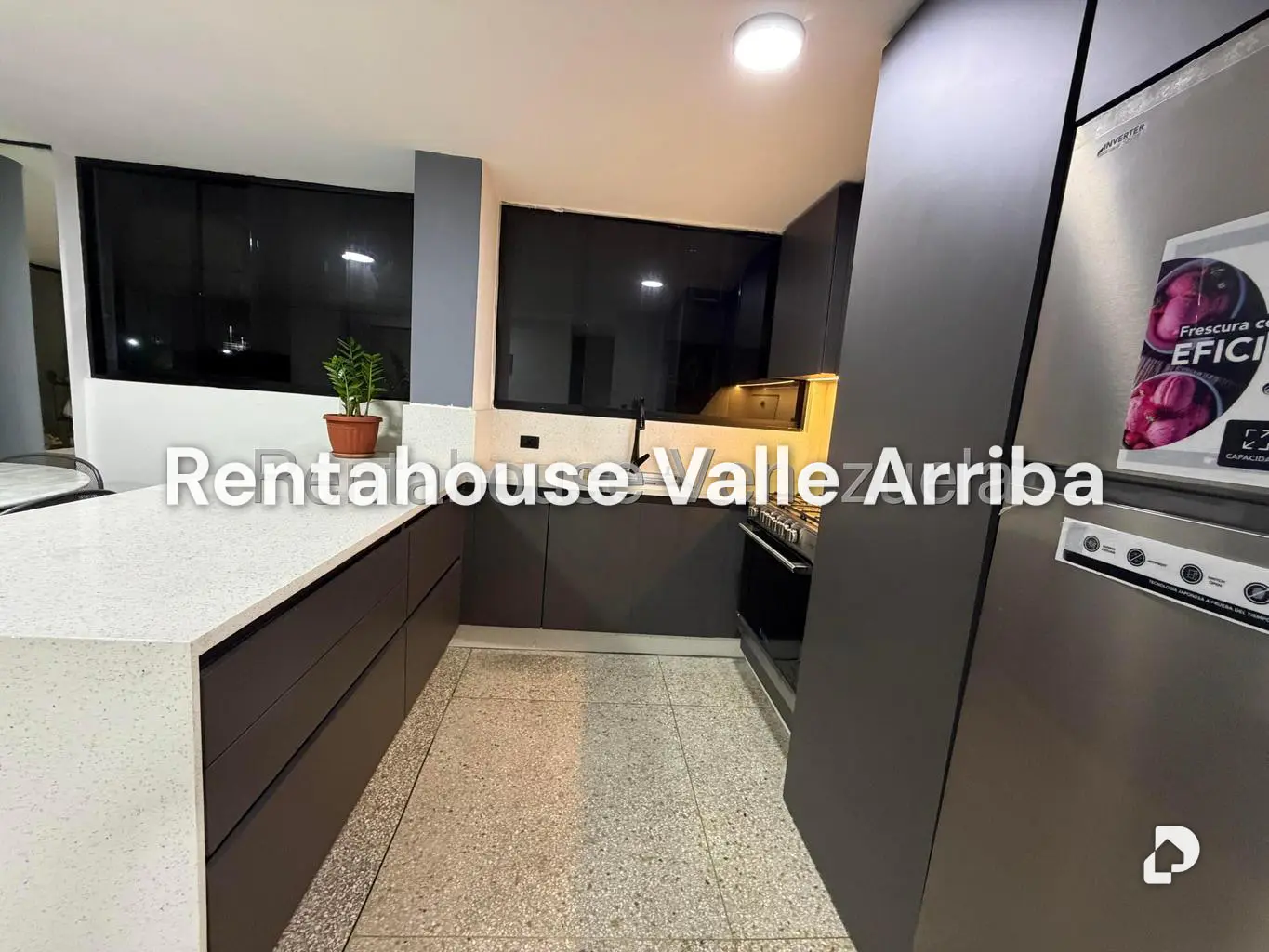 Apartamento en La Florida, Caracas – 25
