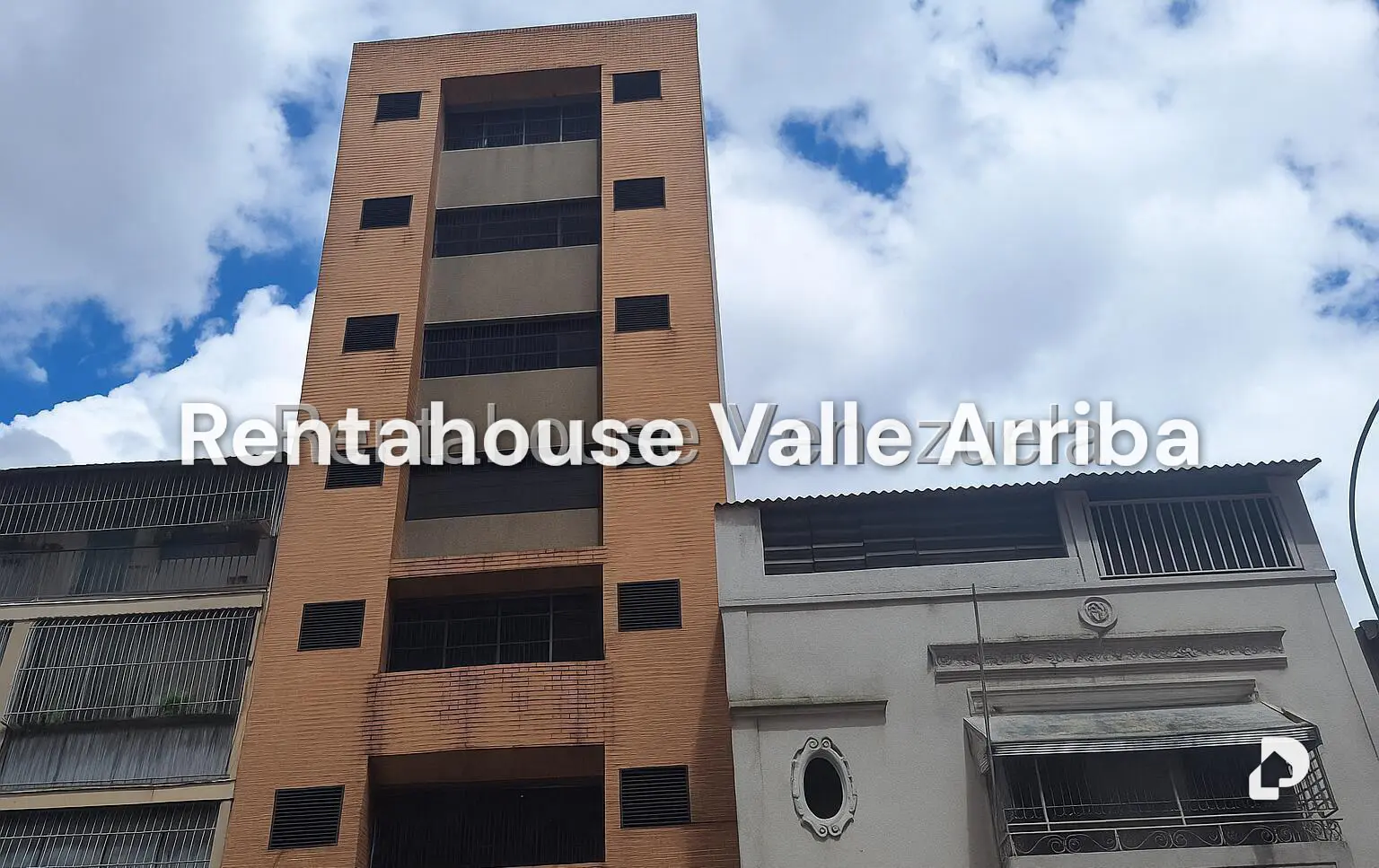 Oficina en Parroquia La Candelaria, Caracas – 1