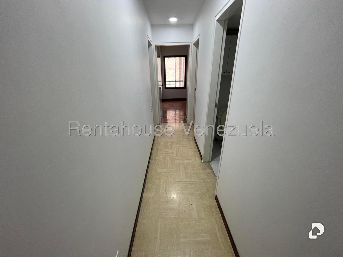 Apartment in Terrazas del Ávila, Caracas – 8