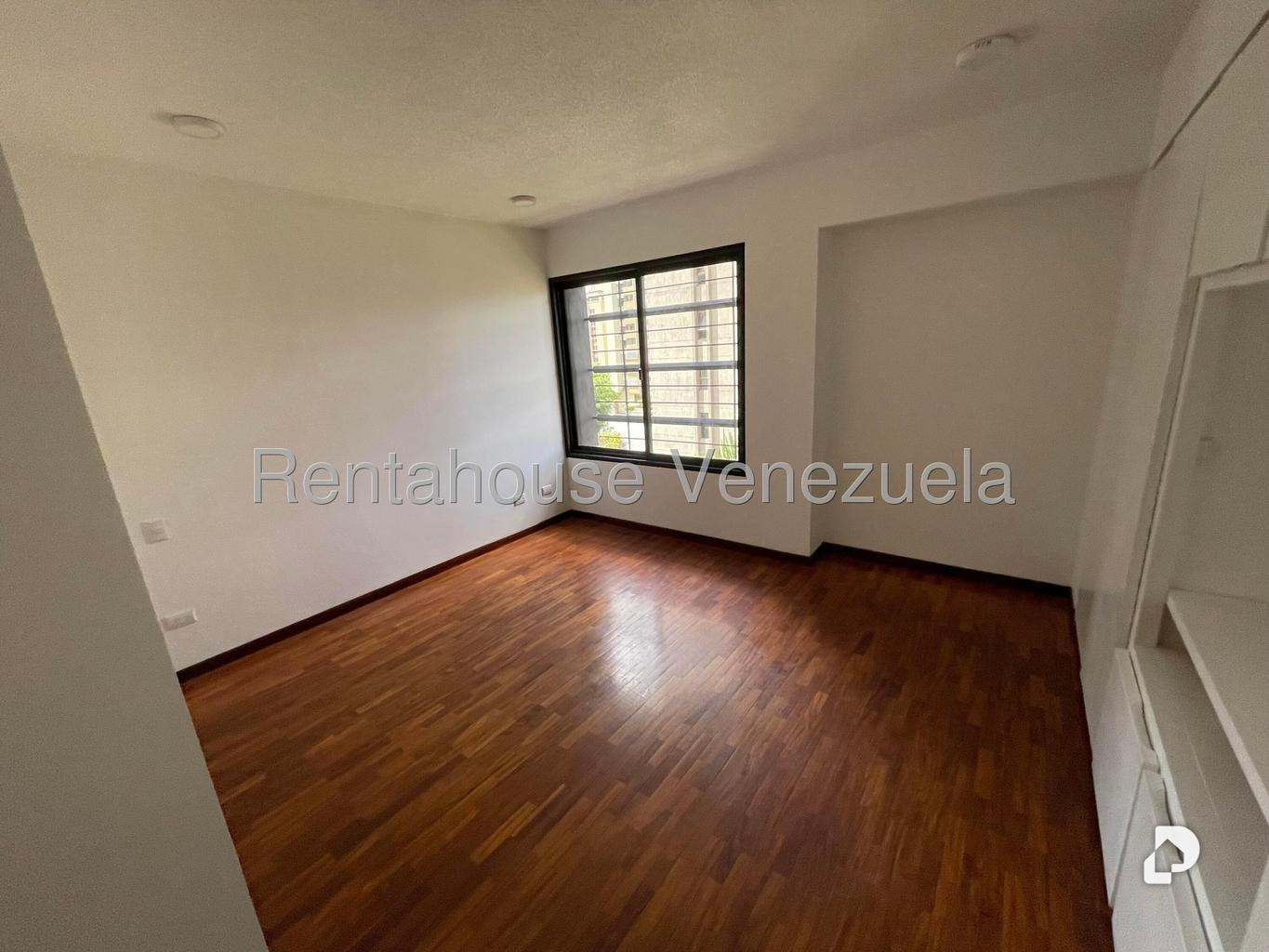 Apartment in Terrazas del Ávila, Caracas – 9