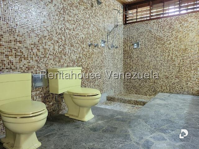 Casa en Prados del Este, Caracas – 27