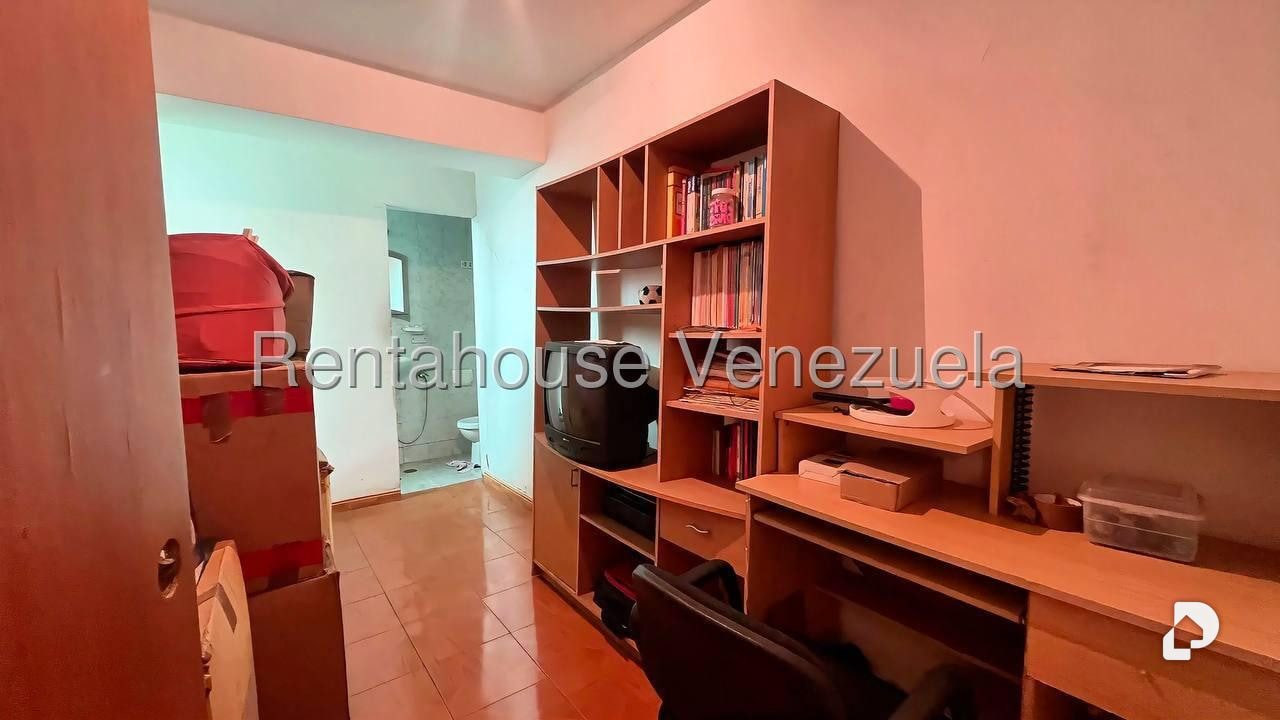 Apartamento en La Urbina, Caracas – 15