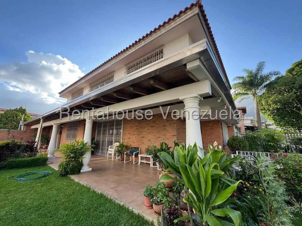 House in El Marqués, Caracas - 1